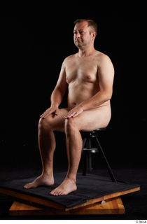 Louis  2 nude sitting whole body 0008.jpg